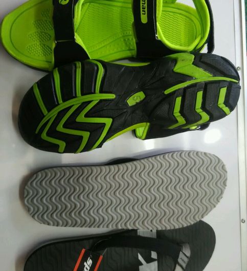 sparx sleeper chappal