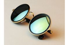 Vintage Round Sunglasses - Green